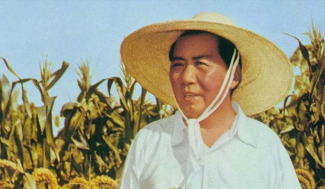 1976年运送毛主席遗体，发生三个“想不到”，华：人民不想主席走