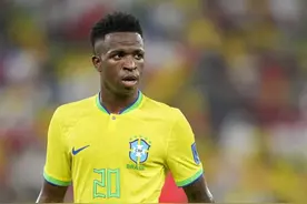 巴西0:1负于巴拉圭，打进2026世界杯决赛完全就是白日做梦图片