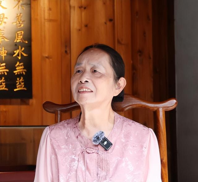 请回答，编号“7145”！一个人和一座城的240周年印记！