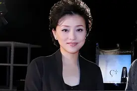 辞职央视，二婚嫁美国富商，婚后却因移居美国饱受质疑，如今怎样图片