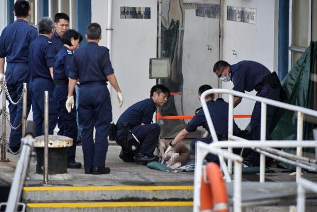 浮尸黄金大劫案炸弹，再挂八号风球，香港这一周TVB都不敢这么编