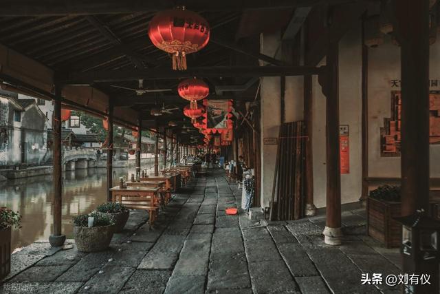 穷游是万不得已，过了50岁以后，我开始选择富游