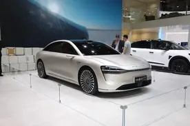 新车 | 预计售价50万元起，享界S9有望三季度上市，竞争蔚来ET7？图片