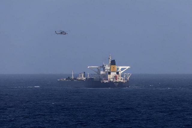 美军意识到玩砸了！抢中国原油后，收到最新命令，60天内不能动手