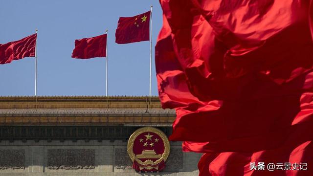 沉寂1天，高市早苗终于签字，日本砸9万亿反华	，解放军动作更大