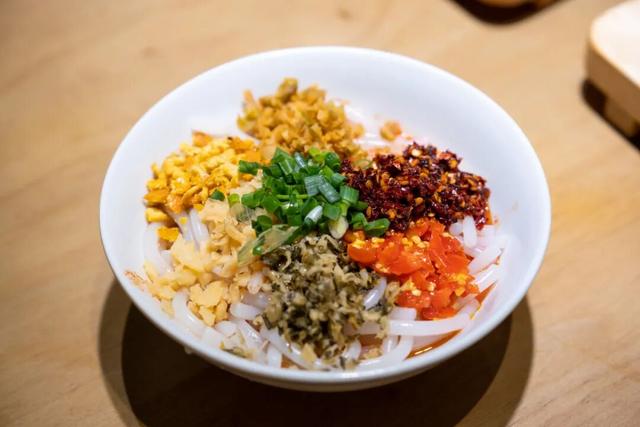 心甘情愿为它“发福”！这座小城的美食，连吃三天都不够～