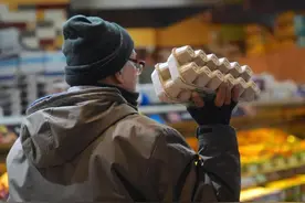 美股全线大跌，如何看待美国经济形势？图片