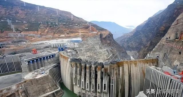 中国攻克世界级难题！1.2万亿引爆西藏经济，领先世界半个世纪