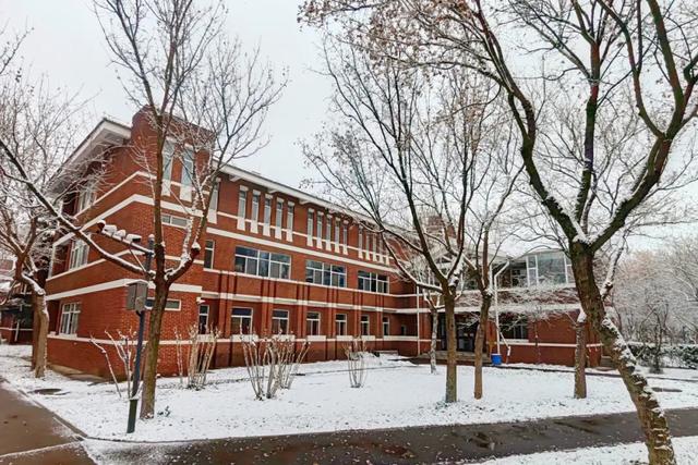 赴一场校园雪约,猜猜哪栋是你的 “温暖小窝”