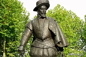 沃尔特罗利：海盗船长、冒险家、作家的传奇人生图片