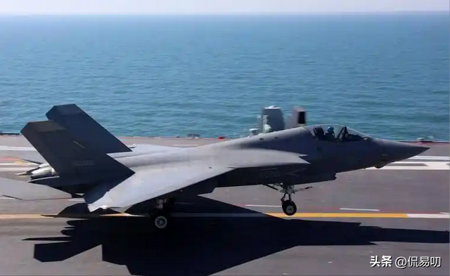 歼-35vsF-35：隐身之争改写航母战力规则？