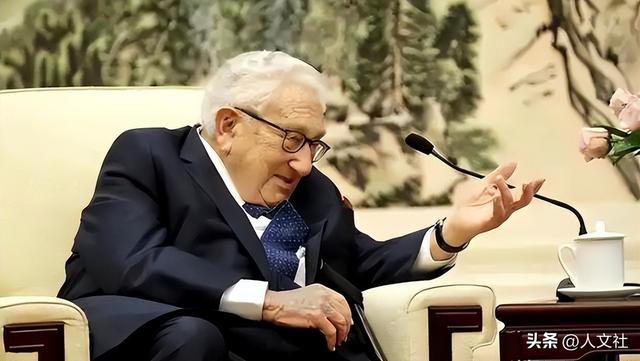 基辛格生前大胆预测：第三次世界大战爆发，敢打美国的国家就3个
