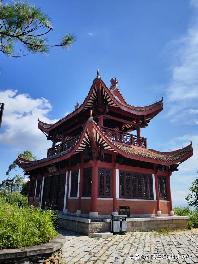 石室寻幽：岁月登山路，初心向云台