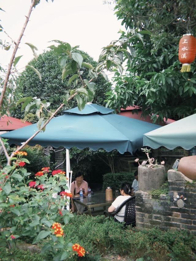 在成都西北郊区，这个渐渐淡出视野的最美乡村，还值得一去吗？