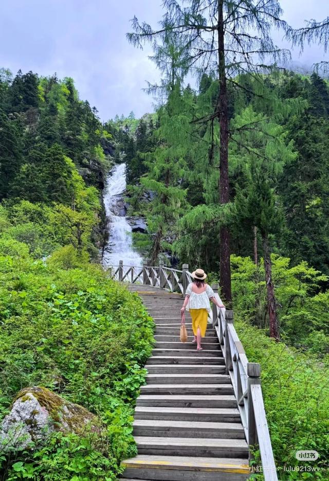 清清凉凉理想地！理县「出片天花板」，随手拍都是大片。