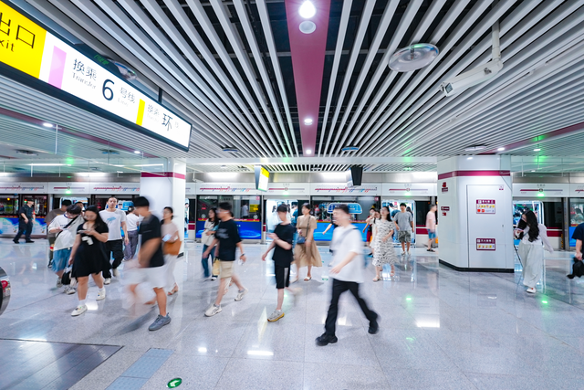 打卡轨道上的“智博会”，2025世界智能产业博览会轨道主题宣传全面启动