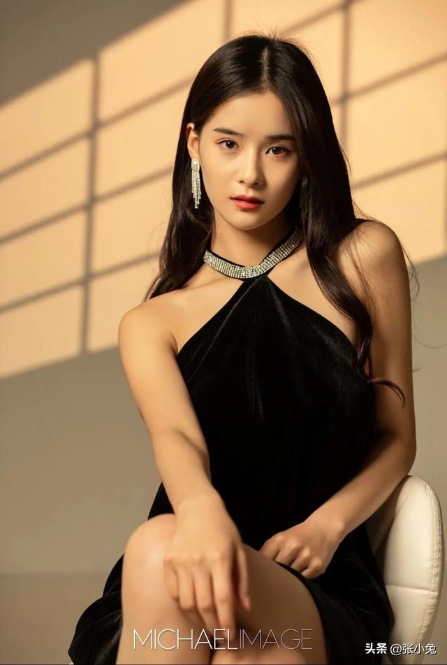 短剧女演员也开始卷身高了，这9位长腿女神又美又飒，演技还了得