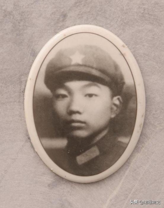 北京闹市有座18岁少年墓，无人敢迁移，火车来了也得绕道而行！
