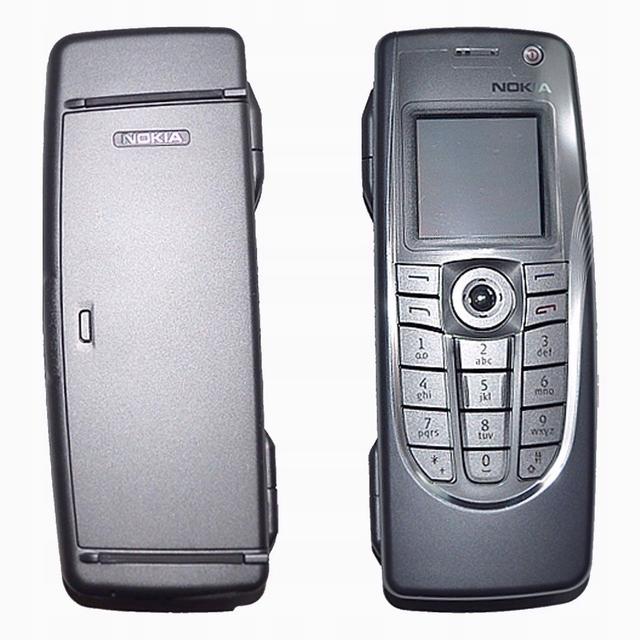 通信历史连载910-诺基亚首款支持WiFi的PDA手机Nokia 9500-2004年