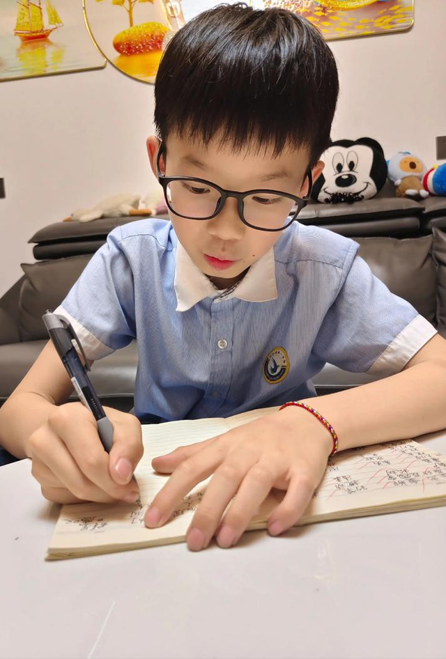 六年级往回看，三四年级真不该让孩子把时间浪费在3个地方