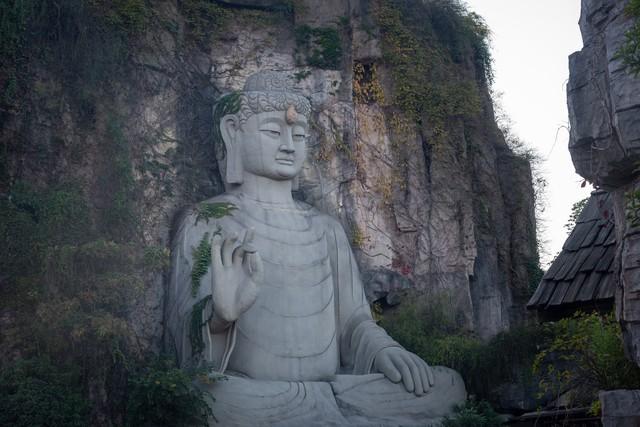 天水有个千佛崖，其文化，历史与麦积山并肩！