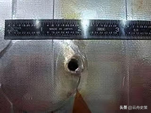 撞击神舟二十真凶锁定，太空出现大量不速之客，推迟返回有危险吗