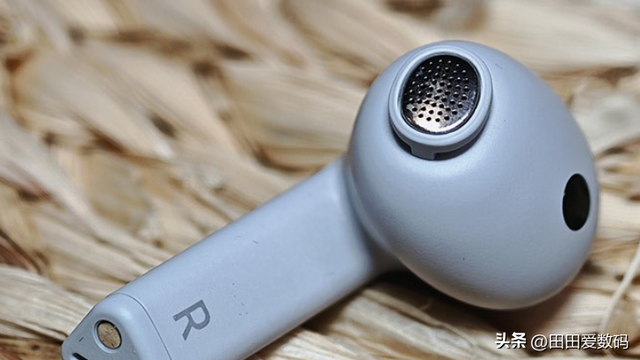 Samsung Galaxy Buds 3 FE 评测：高性价比 AI 耳机