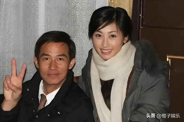 她是军艺校花，被大25岁张铁林抛弃后，为何又嫁给著名的“坏蛋”