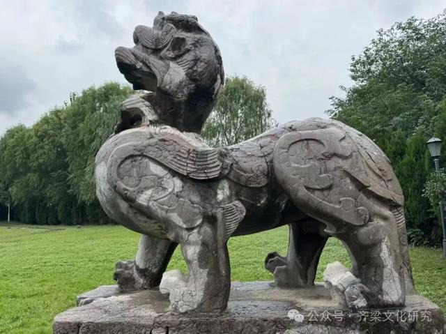 实地探访南京狮子冲昭明太子萧统和他母亲丁令光的安宁陵