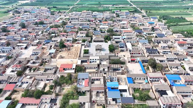 万荣稷王庙就在那里，梁思成带着营造法式寻找，为何会三次扑空？