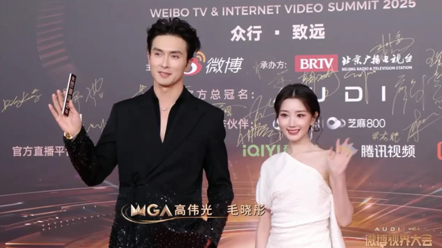 与陈晓闪婚领证传闻真相大白1个多月，毛晓彤近况曝出，并不意外