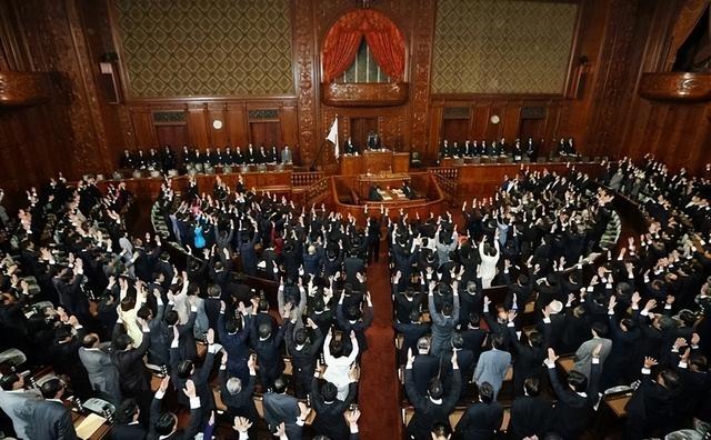 172：233！高市重新洗牌，日本新首相人选出炉，对中国态度不简单