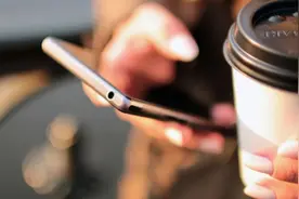 用通讯软件聊天时，什么话最好别说？统整 5 个「网络对话」图片