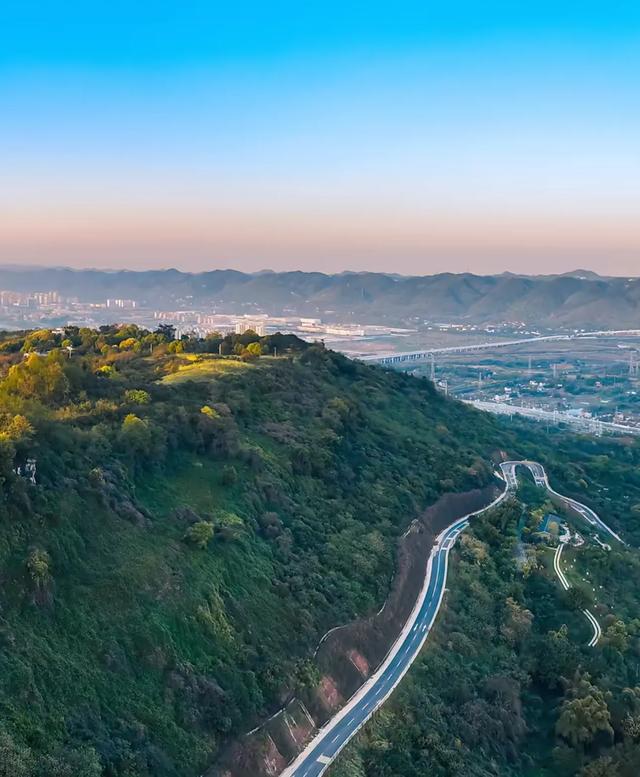 重庆人厉害了!比“纽约中央公园”更好的公园,在重庆出现了!