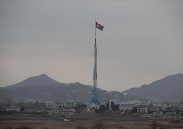 冲突随时爆发，李在明通知中国，想尽快访华，话音刚落中韩谈判