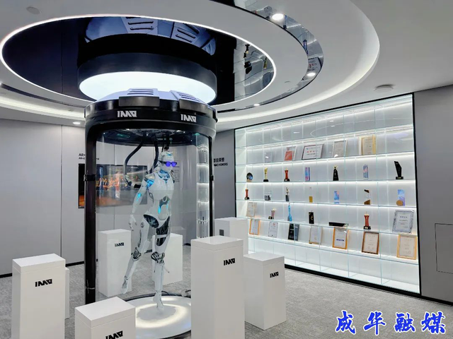 太酷了！世运村最火的科技产品竟是它→|成华融媒