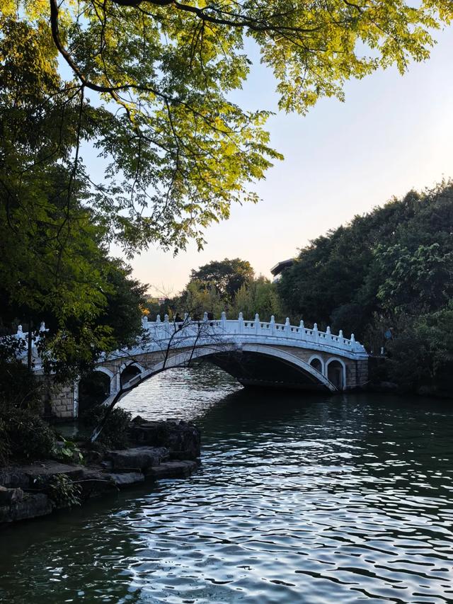 桂林：邂逅榕湖别样情！