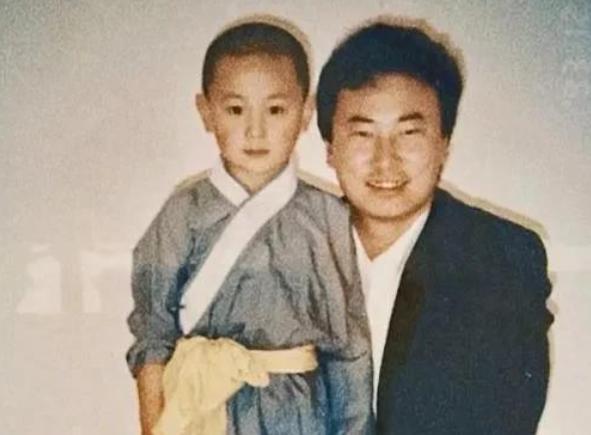 一波未平一波又起！继释永信被抓六天后，释小龙父亲也被扒黑历史