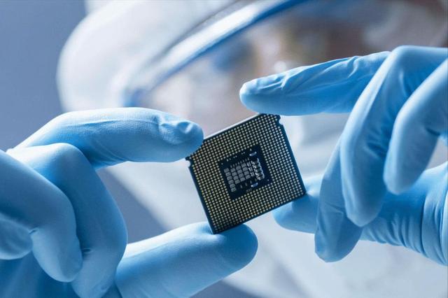 芯片暗战再升级！美国拉马来西亚“入伙”管控，美参议员施压堵截