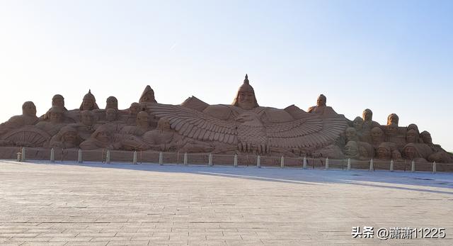 额济纳今年没有金胡杨，有的是创新的套路（1）