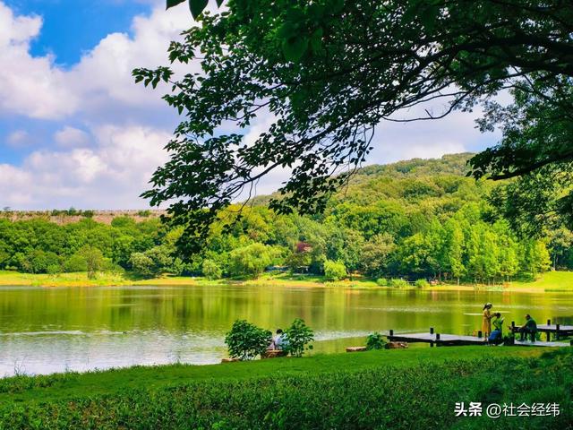 每日一景|幽湖清溪·琵琶湖公园