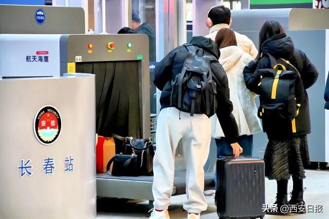 坐火车赶海 能带多少行李？一份攻略给你安排明白→