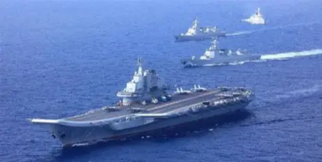 中国被骗了？当我们猛造航母的时候，美国却开始重点打造两栖舰