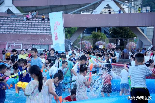 社区飙艺、泼水蹦迪！瓮安这场夏夜盛宴太燃啦