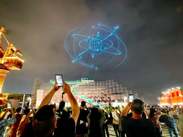 上海神秘小岛逆袭！从无人问津到3天10万人打卡，你愿住这里吗？