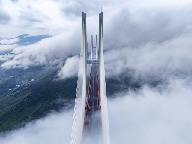 中国风景最美的10座大桥，世界第一高桥花江峡谷大桥仅排第2！