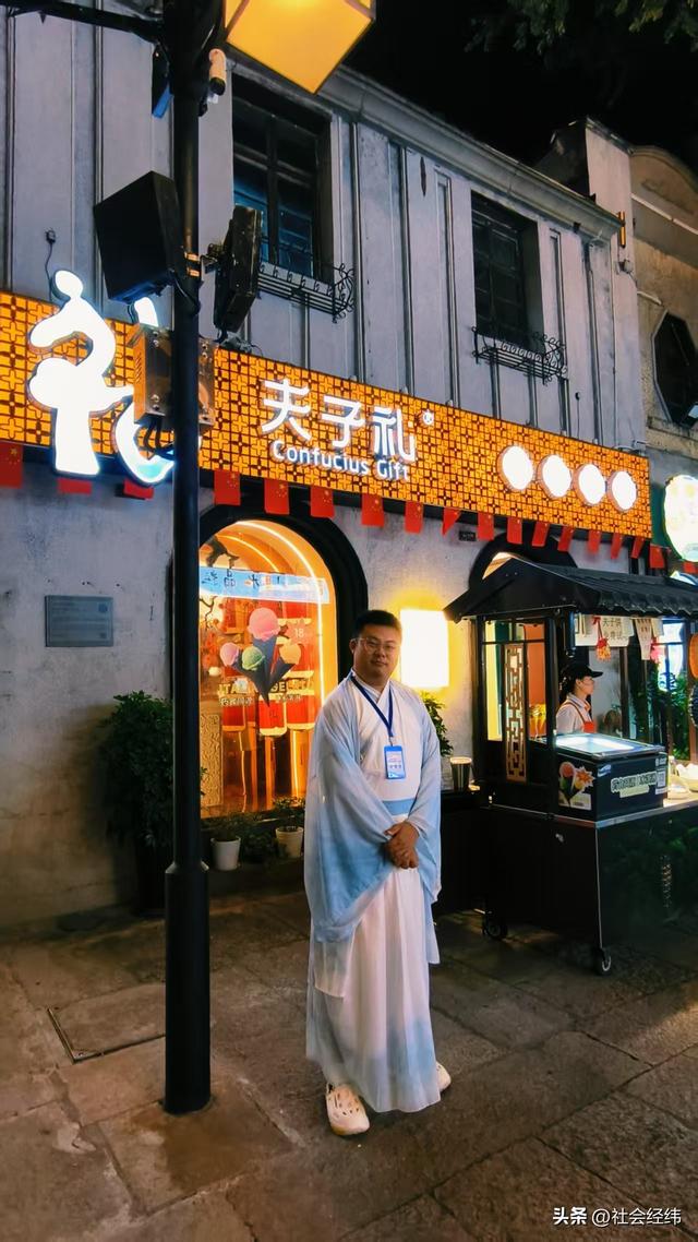 【每日一景】探秘古衢州：访南孔圣地赏水亭门，品鲜辣寻文脉