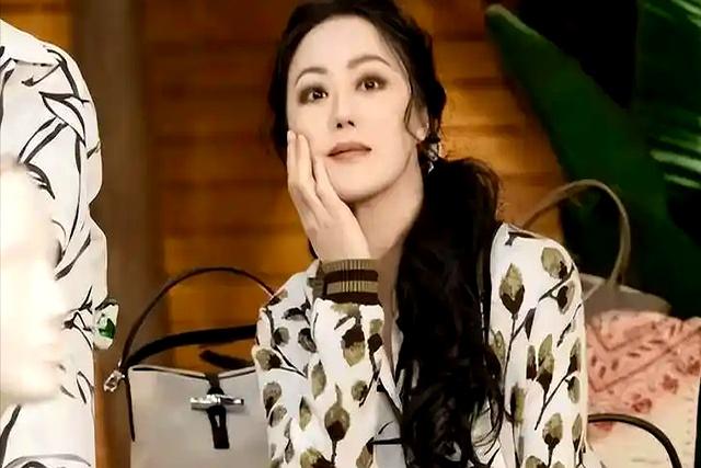 45岁拍三级片追求刺激？从亿万富豪到烂片女王，她追求的是什么？