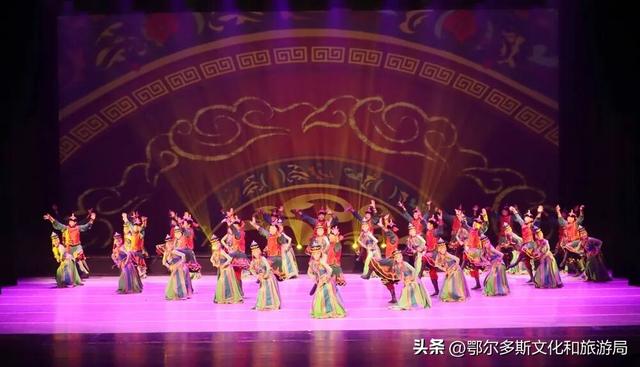 鄂托克前旗乌兰牧骑：融文兴旅，“骑”迹绽放