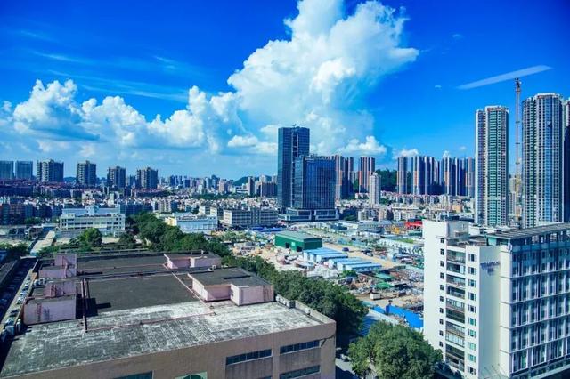 没有千年古城墙，却成30城民谣的“会客厅”，深圳凭什么？